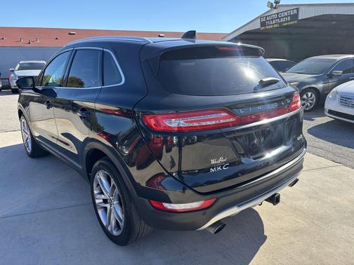 2015 Lincoln MKC Base
