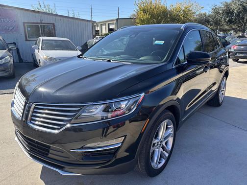 2015 Lincoln MKC Base