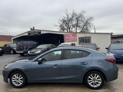 2016 Mazda Mazda3 i Sport