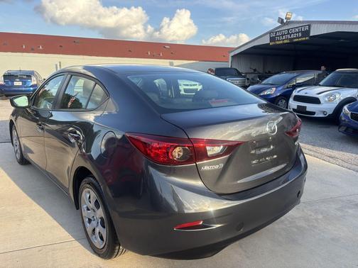 Meteor Gray Mica 2015 Mazda Mazda3 i Sport