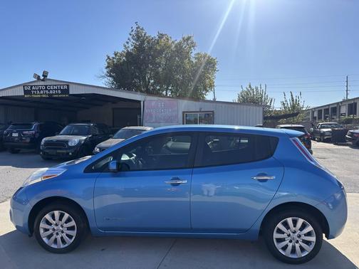 2013 Nissan Leaf S