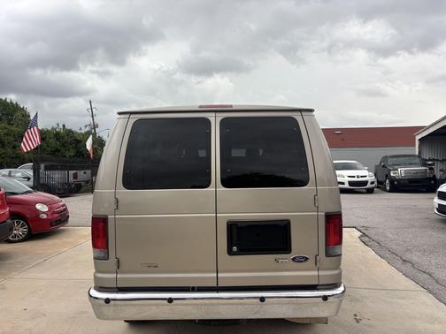 Pueblo Gold Metallic 2011 Ford E350 Super Duty XLT