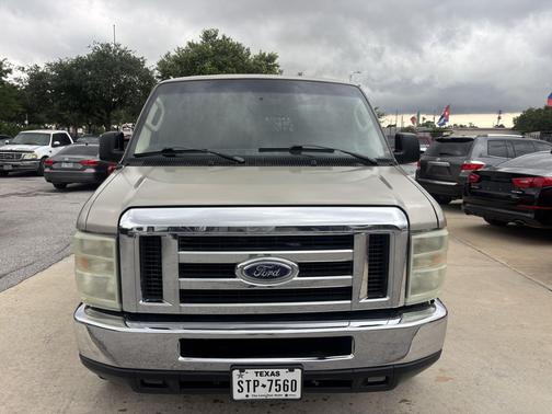 Pueblo Gold Metallic 2011 Ford E350 Super Duty XLT