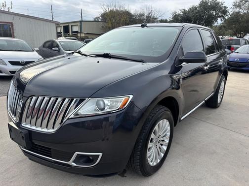 2013 Lincoln MKX Base