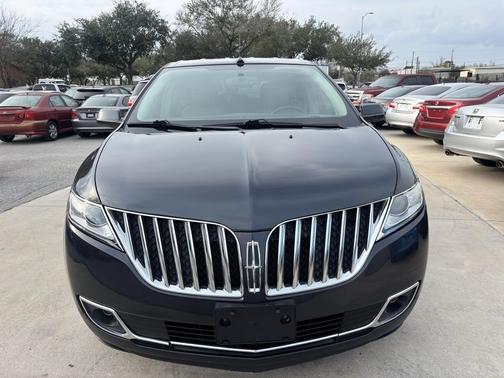 2013 Lincoln MKX Base