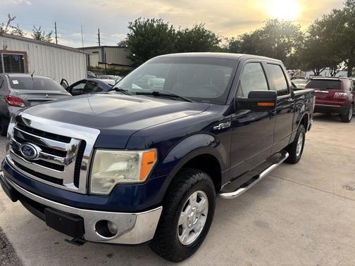 Blue 2011 Ford F-150 XLT