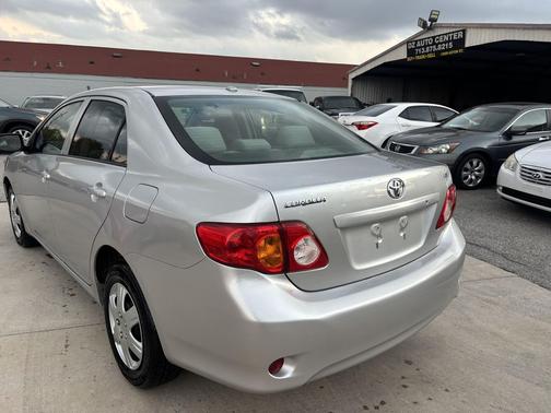 2009 Toyota Corolla S