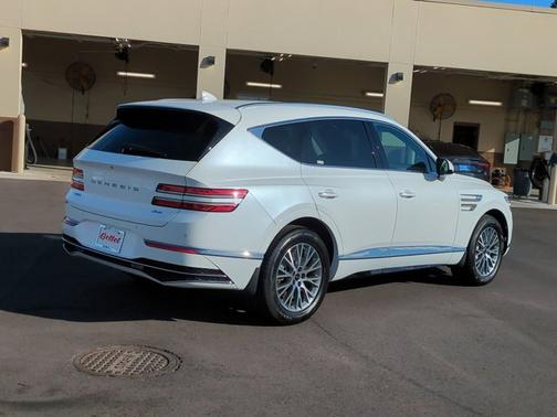 2025 Genesis GV80 2.5T