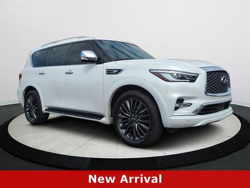 2022 INFINITI QX80 SENSORY AWD