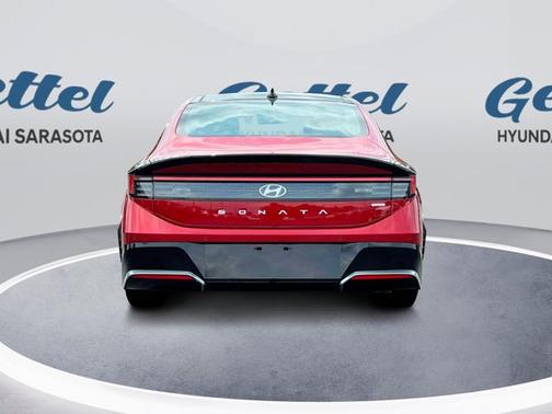 2025 Hyundai SONATA Hybrid Limited