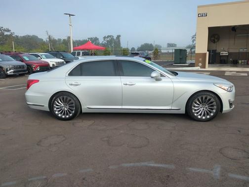 2017 Genesis G90 Premium