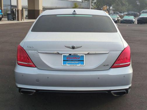 2017 Genesis G90 Premium