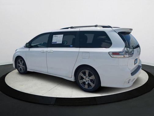 2017 Toyota Sienna SE