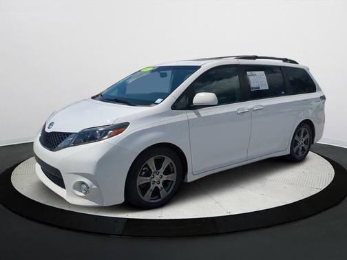 2017 Toyota Sienna SE