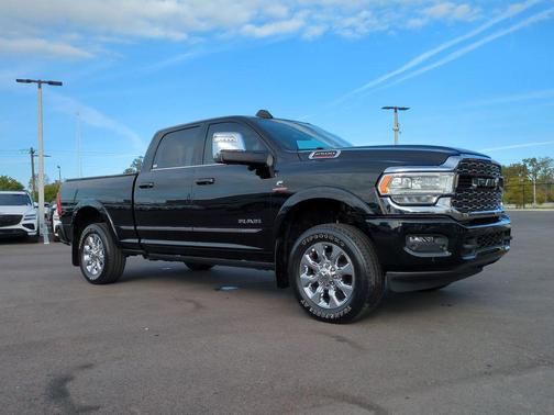 2023 RAM 2500 Limited Crew Cab 4x4 6'4' Box