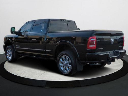 2023 RAM 2500 Limited Crew Cab 4x4 6'4' Box