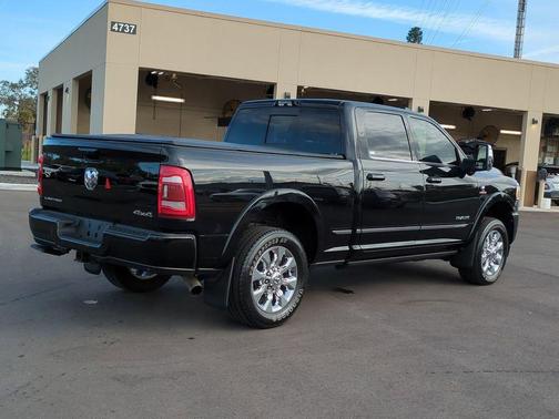 2023 RAM 2500 Limited Crew Cab 4x4 6'4' Box