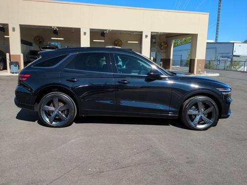 2025 Genesis GV70 3.5T AWD Sport