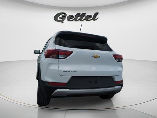 Summit White 2025 Chevrolet Trailblazer LT