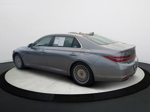 2022 Genesis G90 5.0 Ultimate