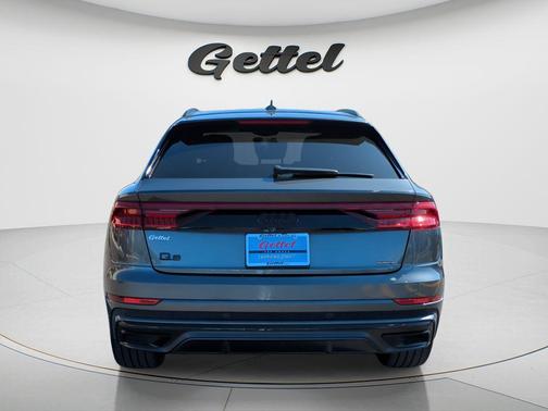 2023 Audi Q8 55 Premium Plus