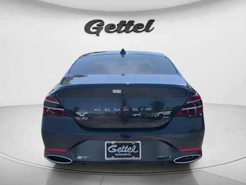 Vik Black 2025 Genesis G70 3.3T RWD Sport Advanced