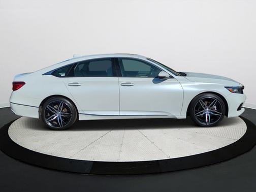 2022 Honda Accord Touring 2.0T