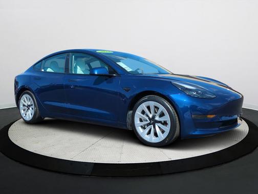 2022 Tesla Model 3 Long Range