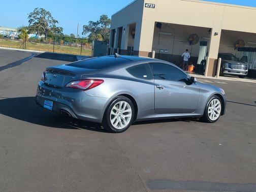 2016 Hyundai Genesis Coupe 3.8 Base