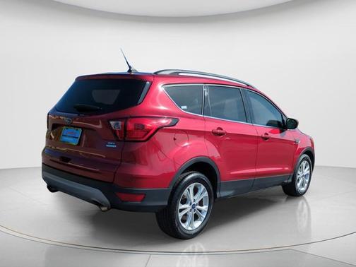 RUBY RED METALLIC TINTED CC 2019 Ford Escape SEL