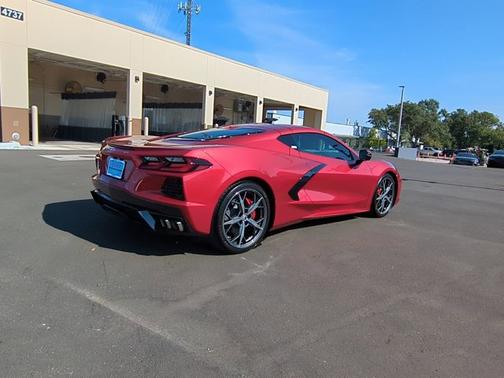 2021 Chevrolet Corvette Stingray w/2LT