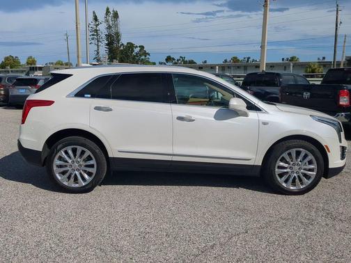 2018 Cadillac XT5 Platinum