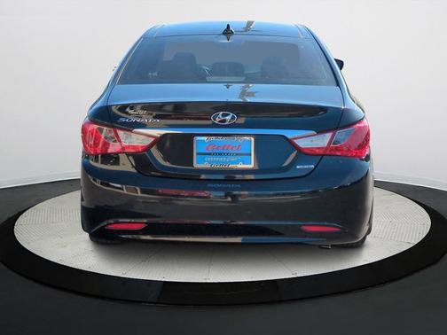 2013 Hyundai SONATA Limited
