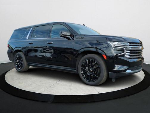 2023 Chevrolet Suburban 4WD High Country
