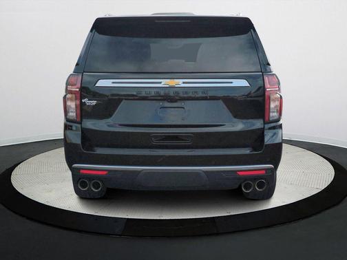 2023 Chevrolet Suburban 4WD High Country