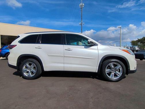 2016 Toyota Highlander Limited