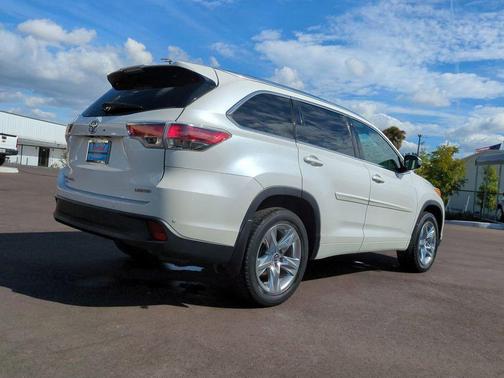 2016 Toyota Highlander Limited