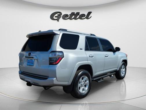 2022 Toyota 4Runner SR5