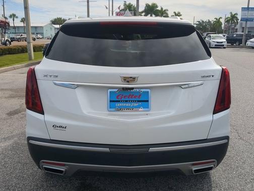 2021 Cadillac XT5 Premium Luxury