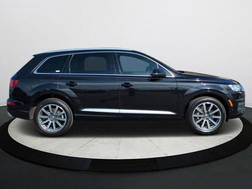 2019 Audi Q7 55 Prestige