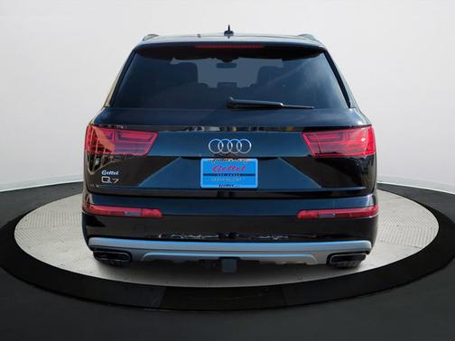 2019 Audi Q7 55 Prestige
