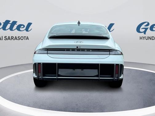 2025 Hyundai IONIQ 6 Limited