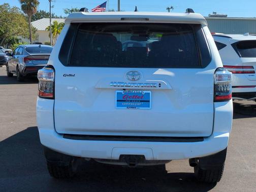 2021 Toyota 4Runner SR5