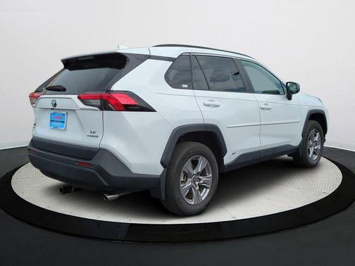 2024 Toyota RAV4 Hybrid LE