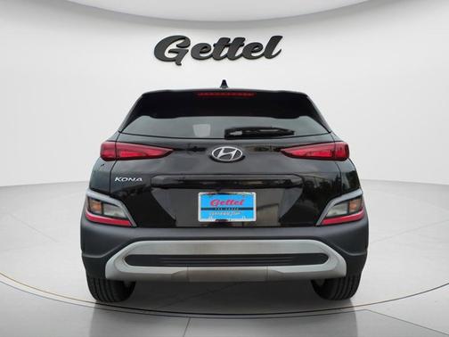 Ultra Black 2022 Hyundai KONA SEL