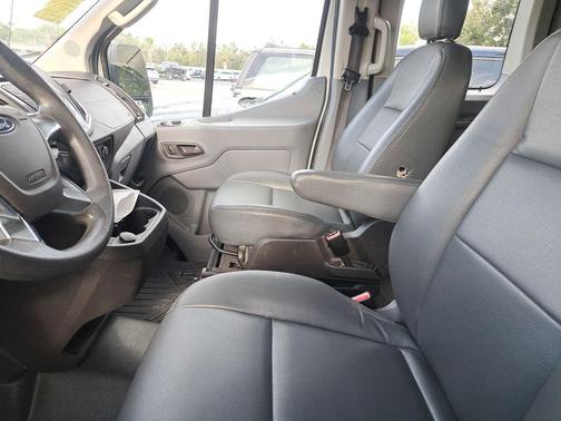 2017 Ford Transit-350 XLT