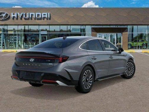 2025 Hyundai SONATA Hybrid SE