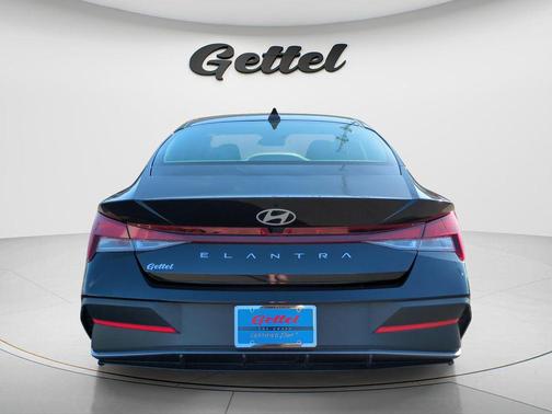 Abyss Black 2024 Hyundai ELANTRA SEL