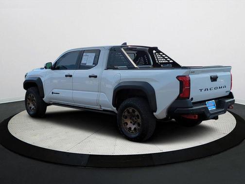 2025 Toyota Tacoma Hybrid Trailhunter