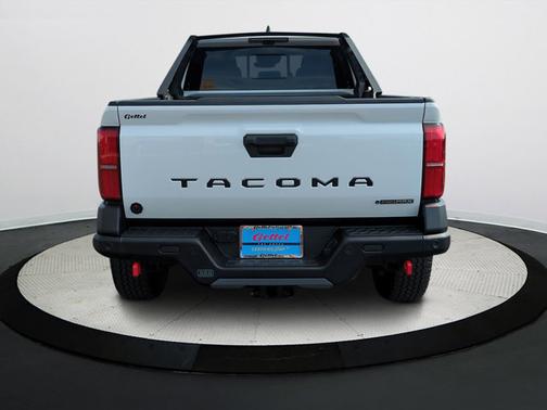 2025 Toyota Tacoma Hybrid Trailhunter